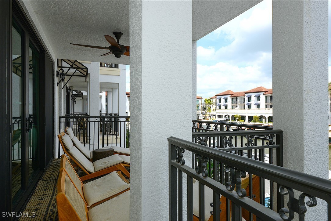 Property Photo: 1530 5th Avenue S 208C FL 34102
