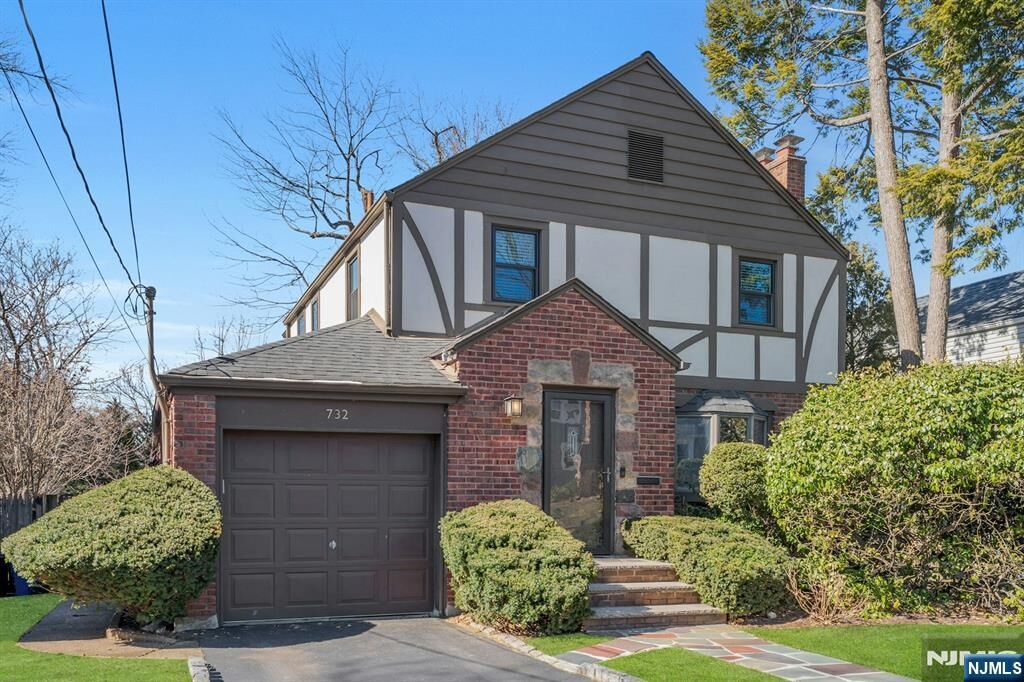 Property Photo: 732 Catalpa Avenue NJ 07666
