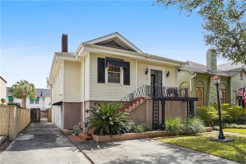 Property Photo:  5367 Canal Boulevard  LA 70124 