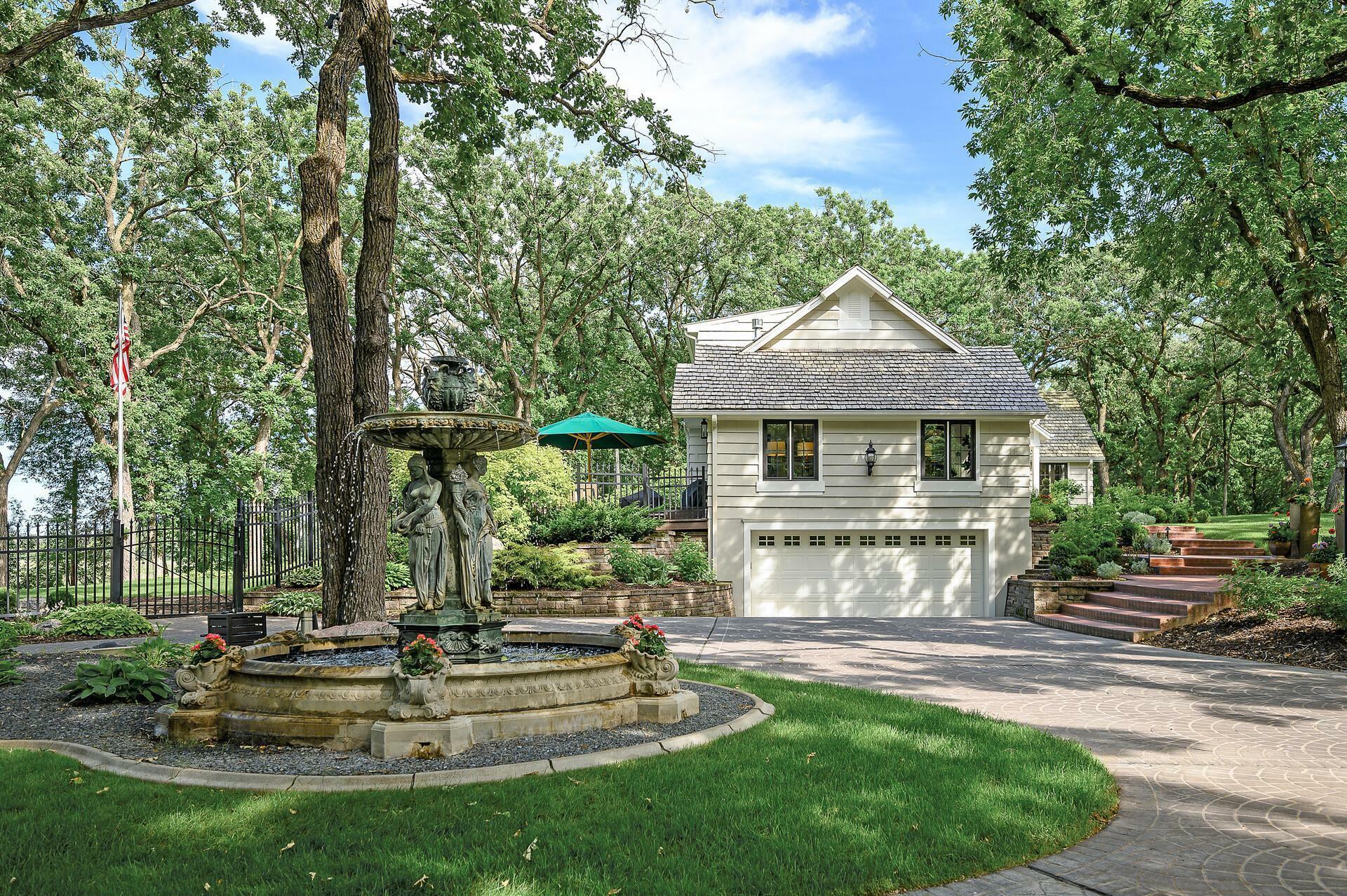 10 Saint Albans Road E  Hopkins MN 55305 photo
