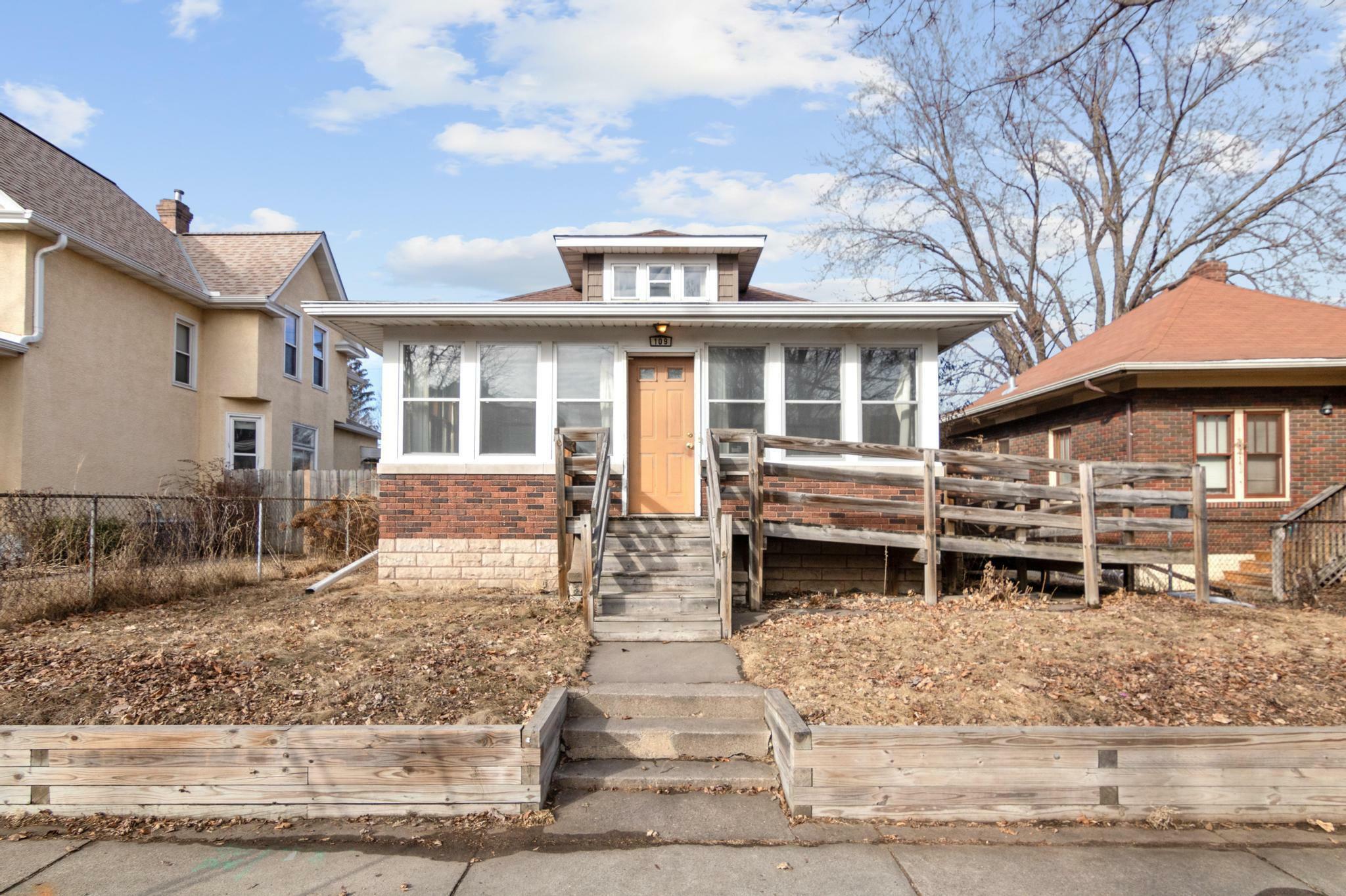 Property Photo: 109 Geranium Avenue W MN 55117
