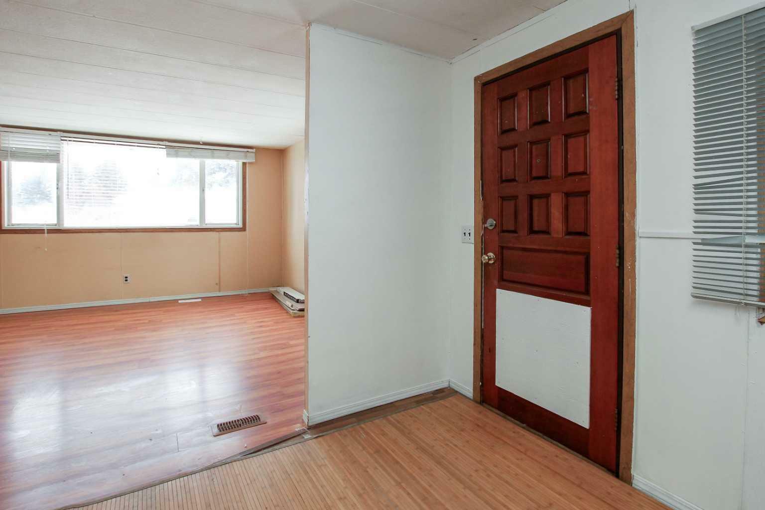 Property Photo:  74 Parkside Drive  AB T4P 1K1 