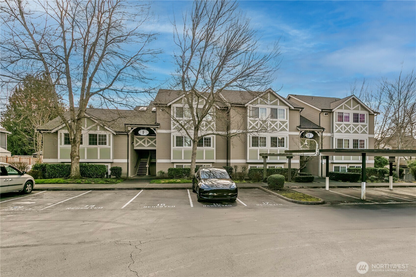 Property Photo:  26018  106th Place SE F204  WA 98030 
