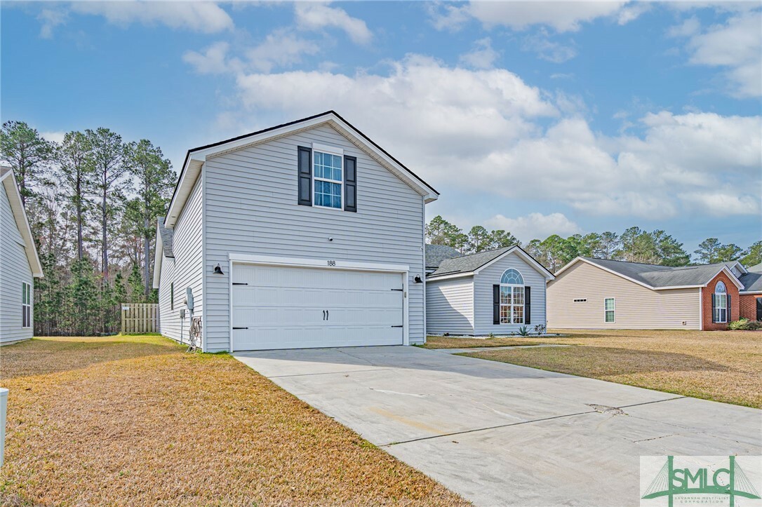 Property Photo:  188 Willow Point Circle  GA 31407 