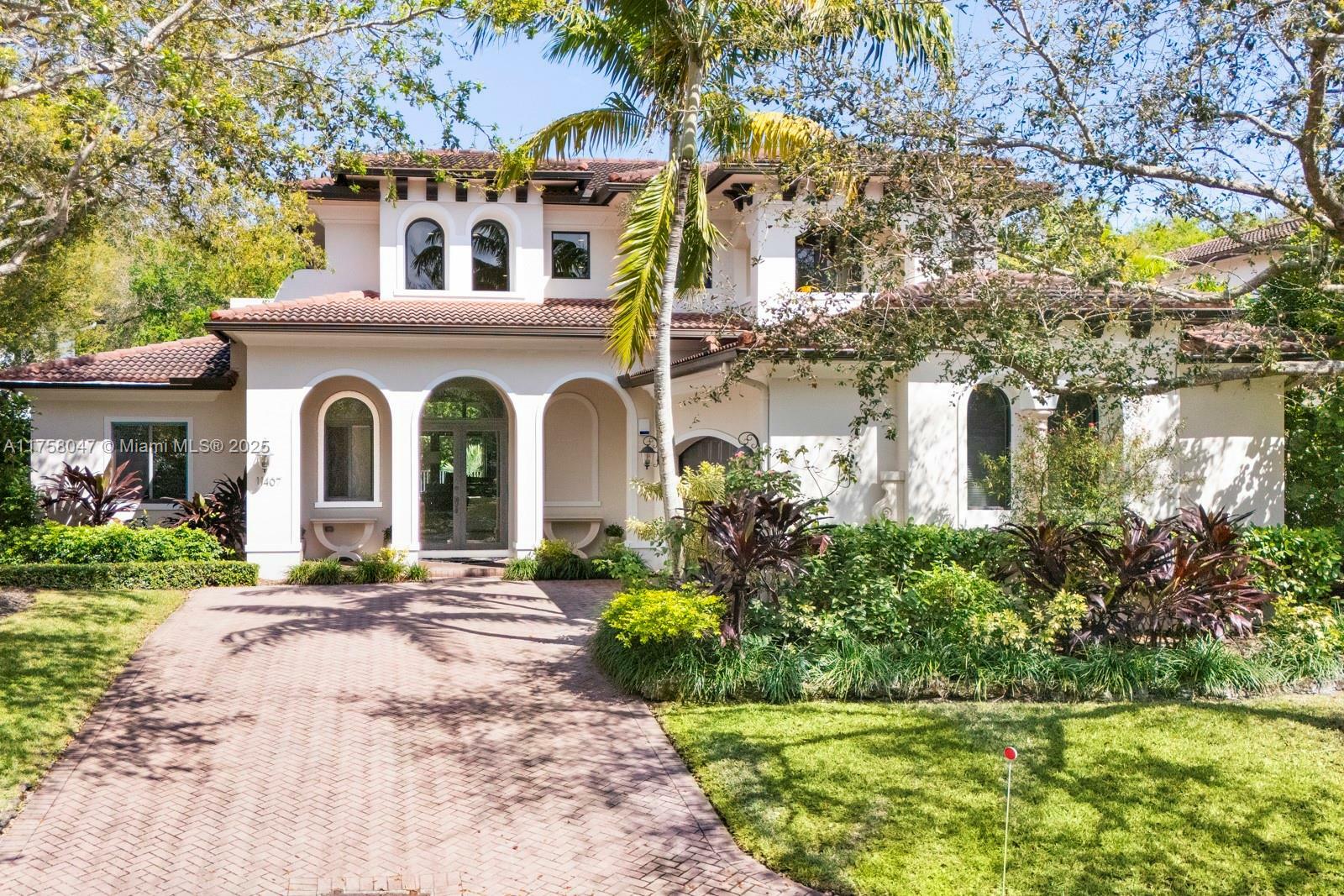 11407 Four Fillies Rd  Pinecrest FL 33156 photo