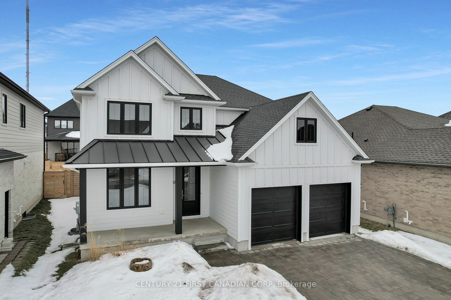 Property Photo:  1885 Trailsway Dr  ON N6K 0K7 