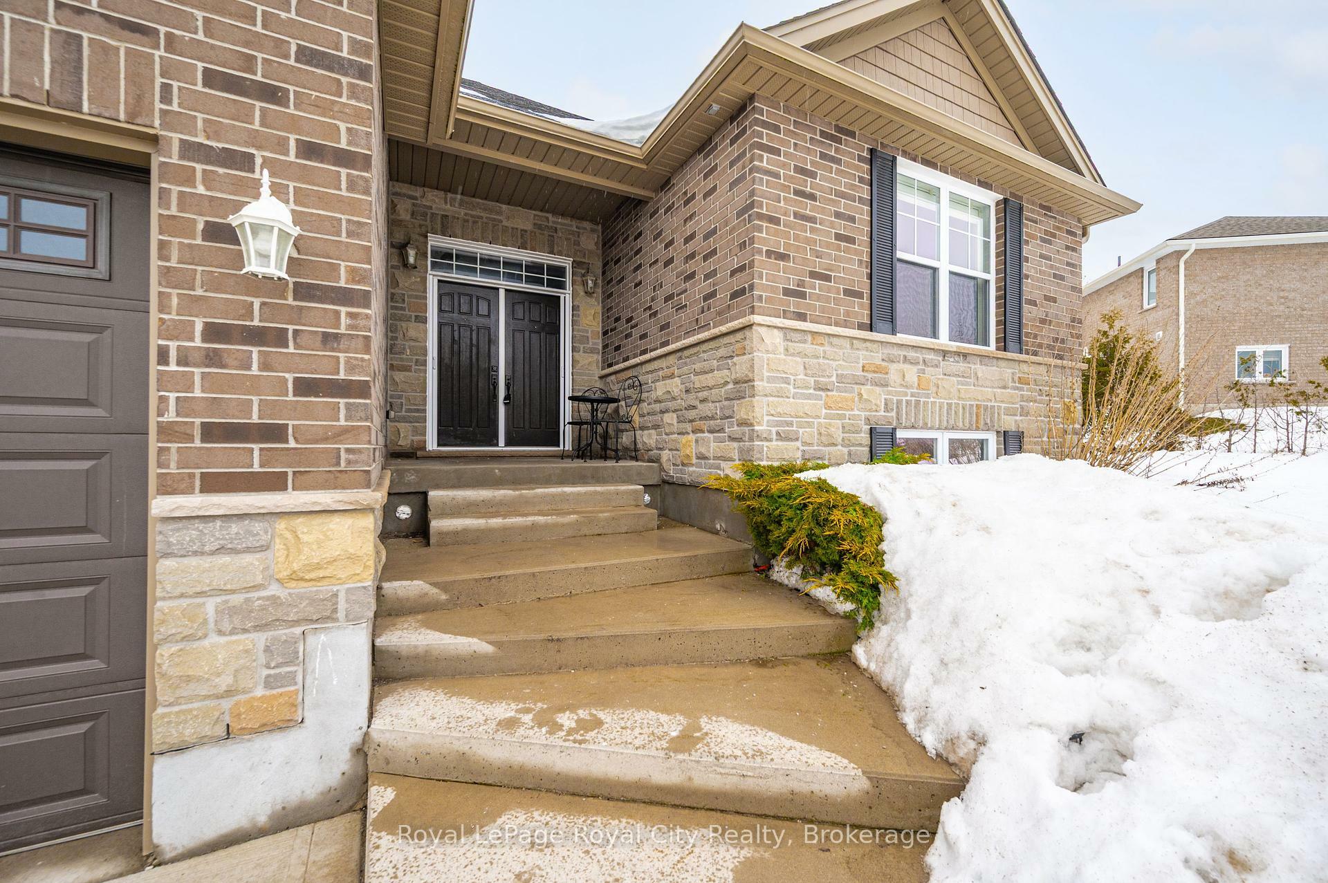 Photo de la propriété: 84 Andrews Dr W ON N0G 1P0