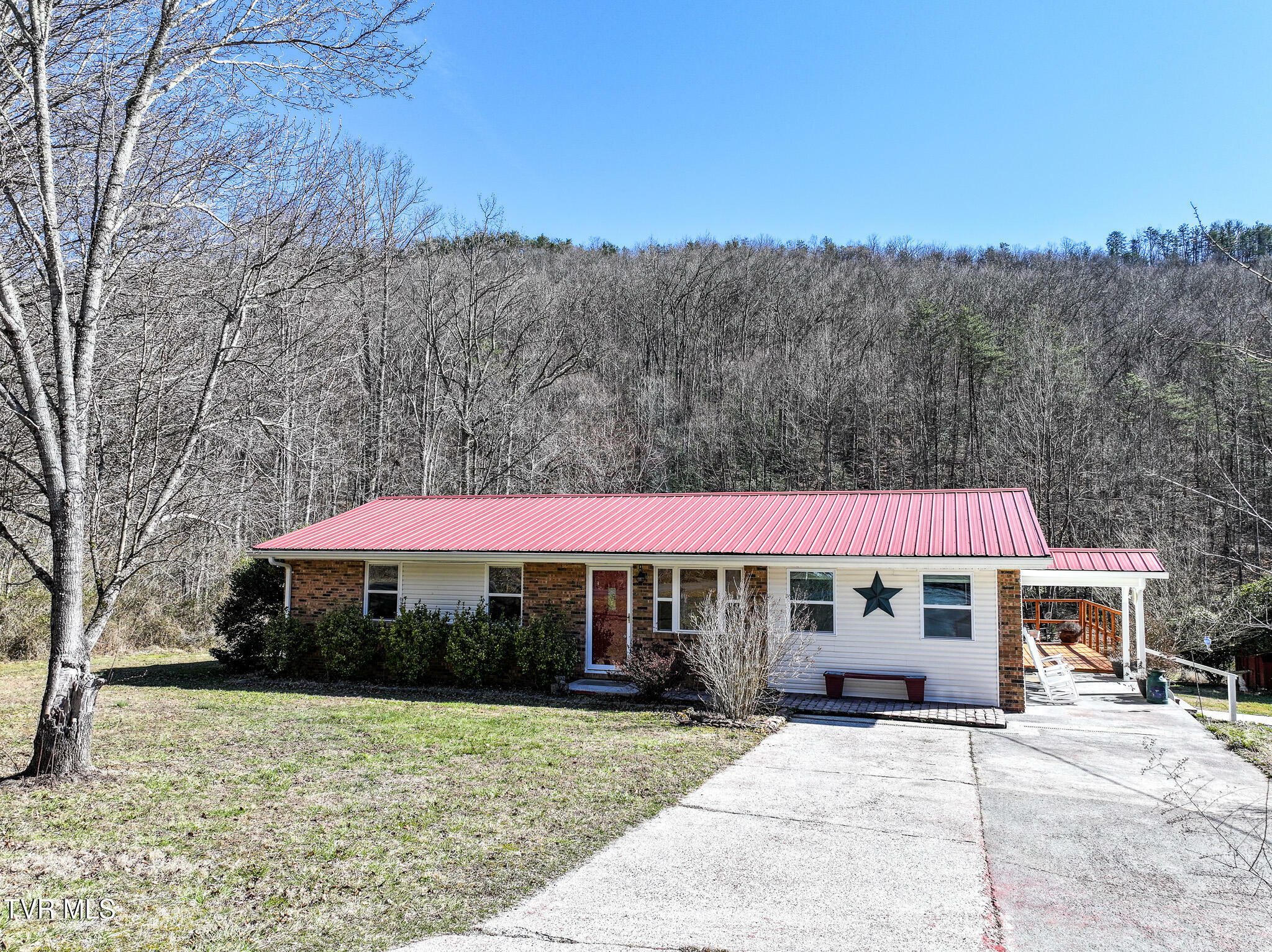 Property Photo:  314 Cave Springs Road  TN 37857 