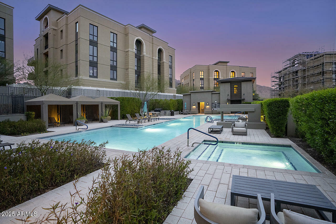 Property Photo: 18720 N 101st Street 3021 AZ 85255