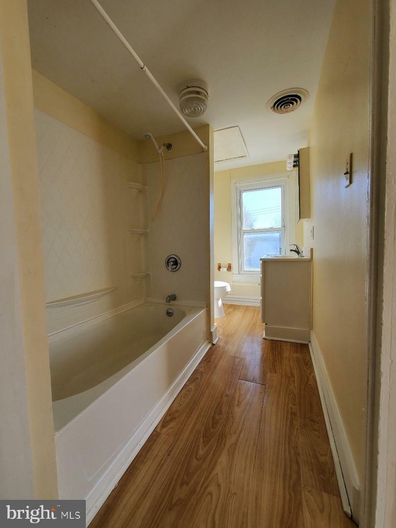 Property Photo:  20 E Pall Mall Street  VA 22601 