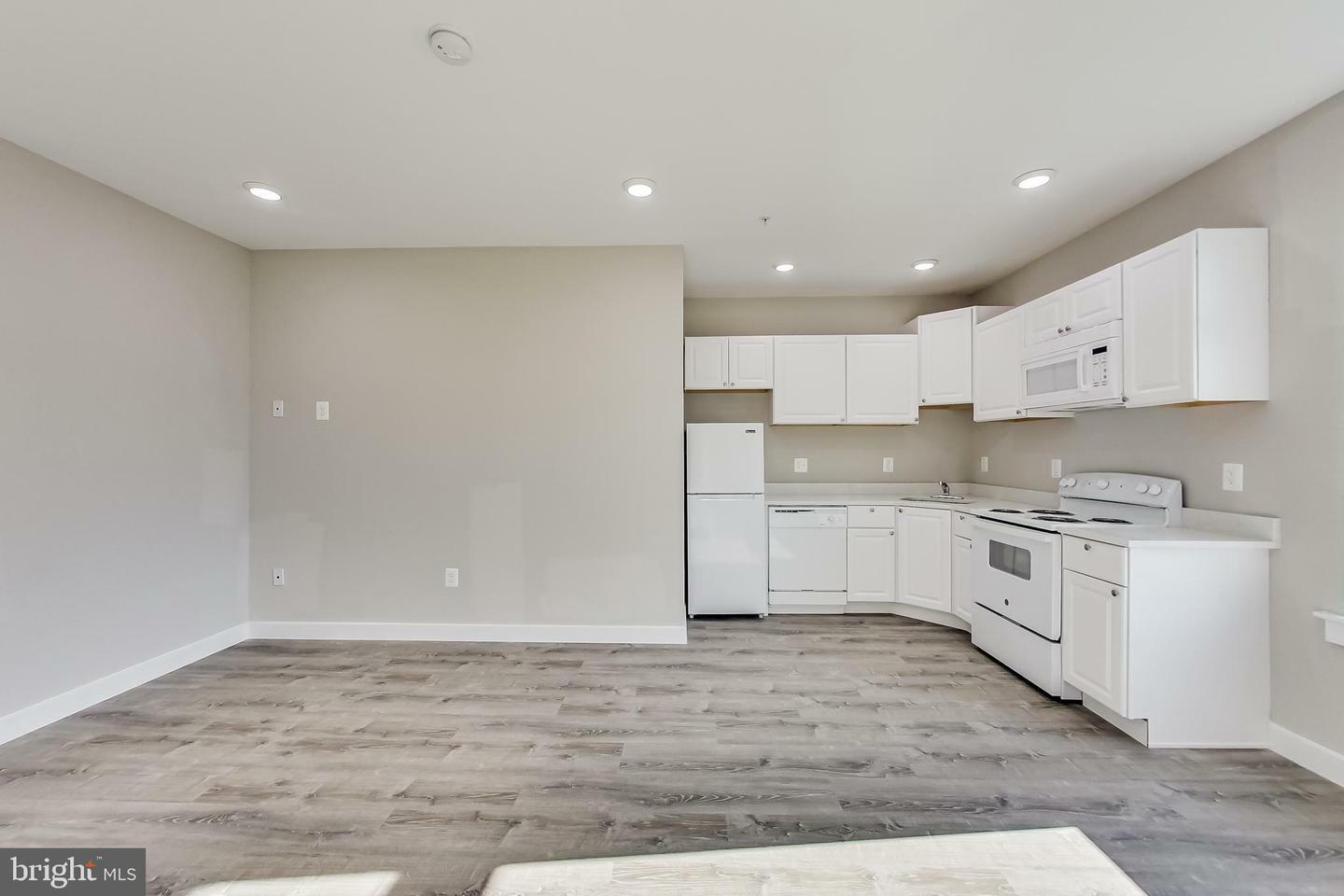 740 19th Street NE 6  Washington DC 20002 photo