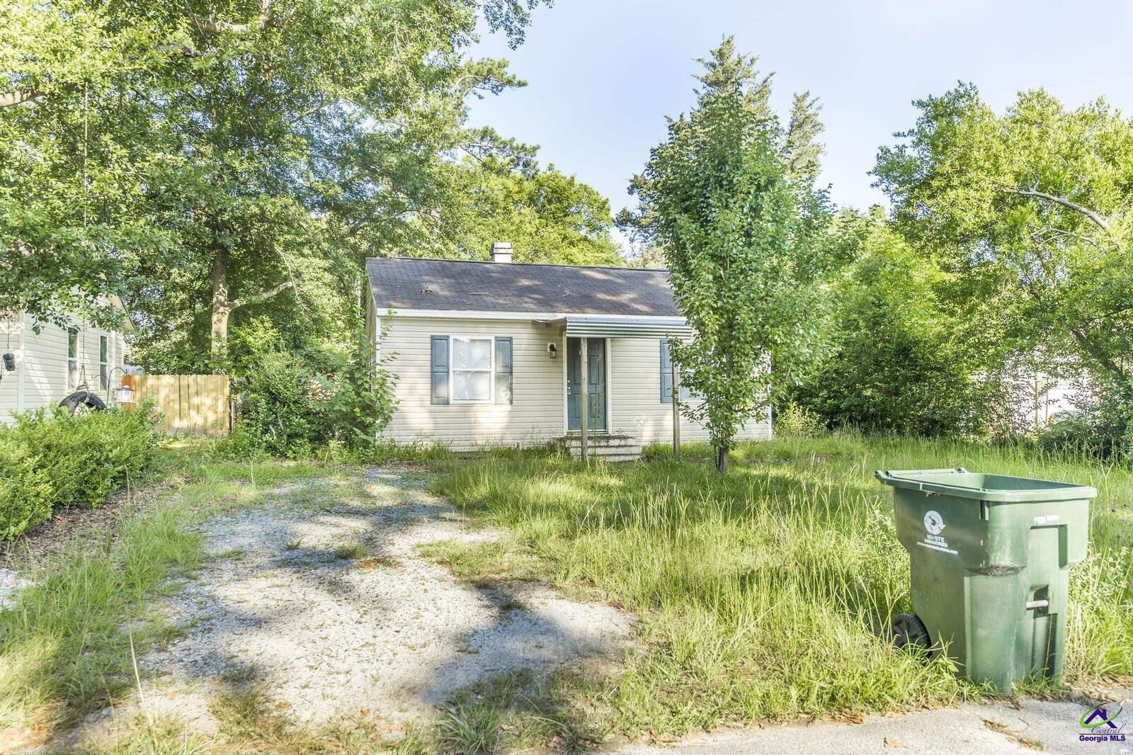 Property Photo:  701 Paul Streets  GA 31088 