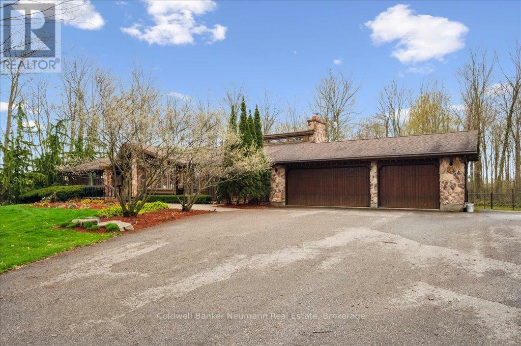 Property Photo:  6651 Concession 4 Road  ON N0B 2J0 