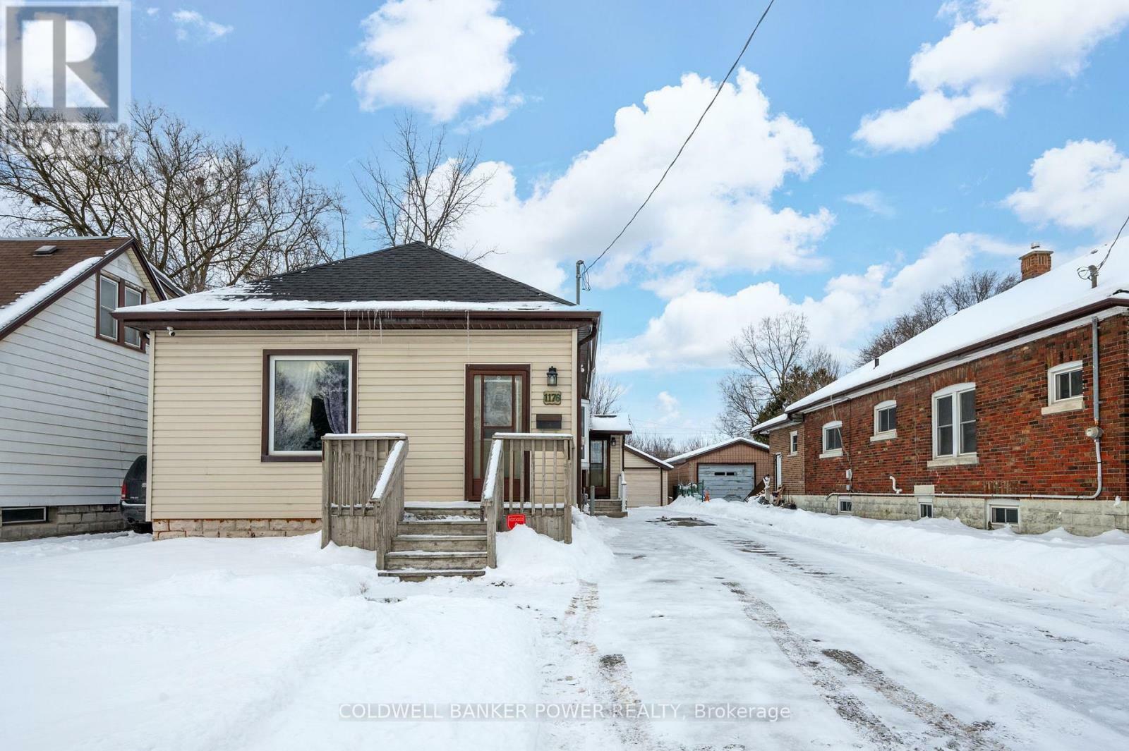 Property Photo:  1176 Florence Street  ON N5W 2N1 