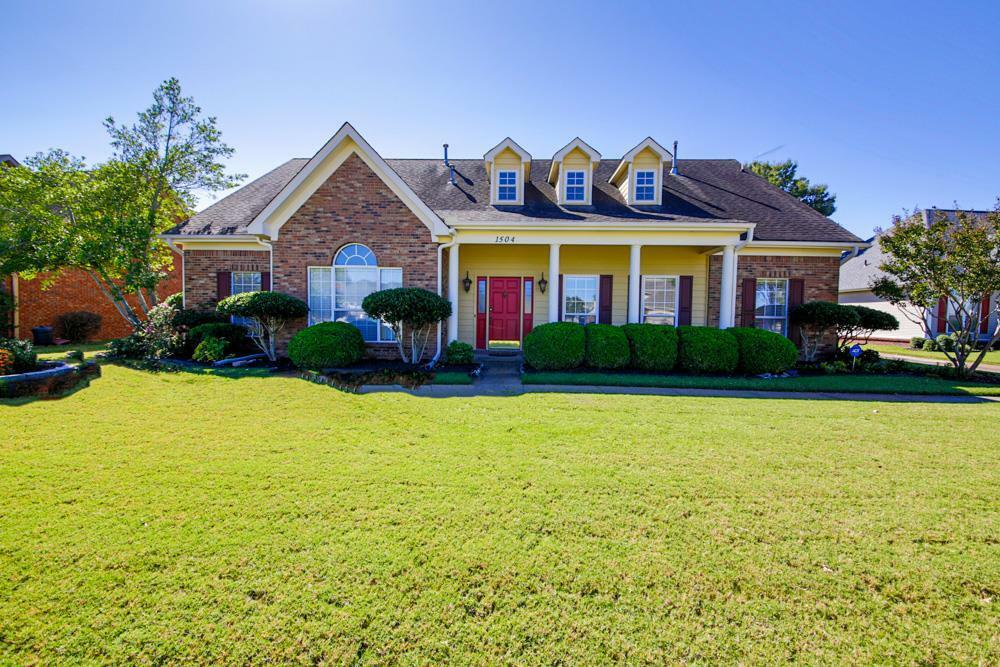 Property Photo: 1504 Barton Avenue AR 72301