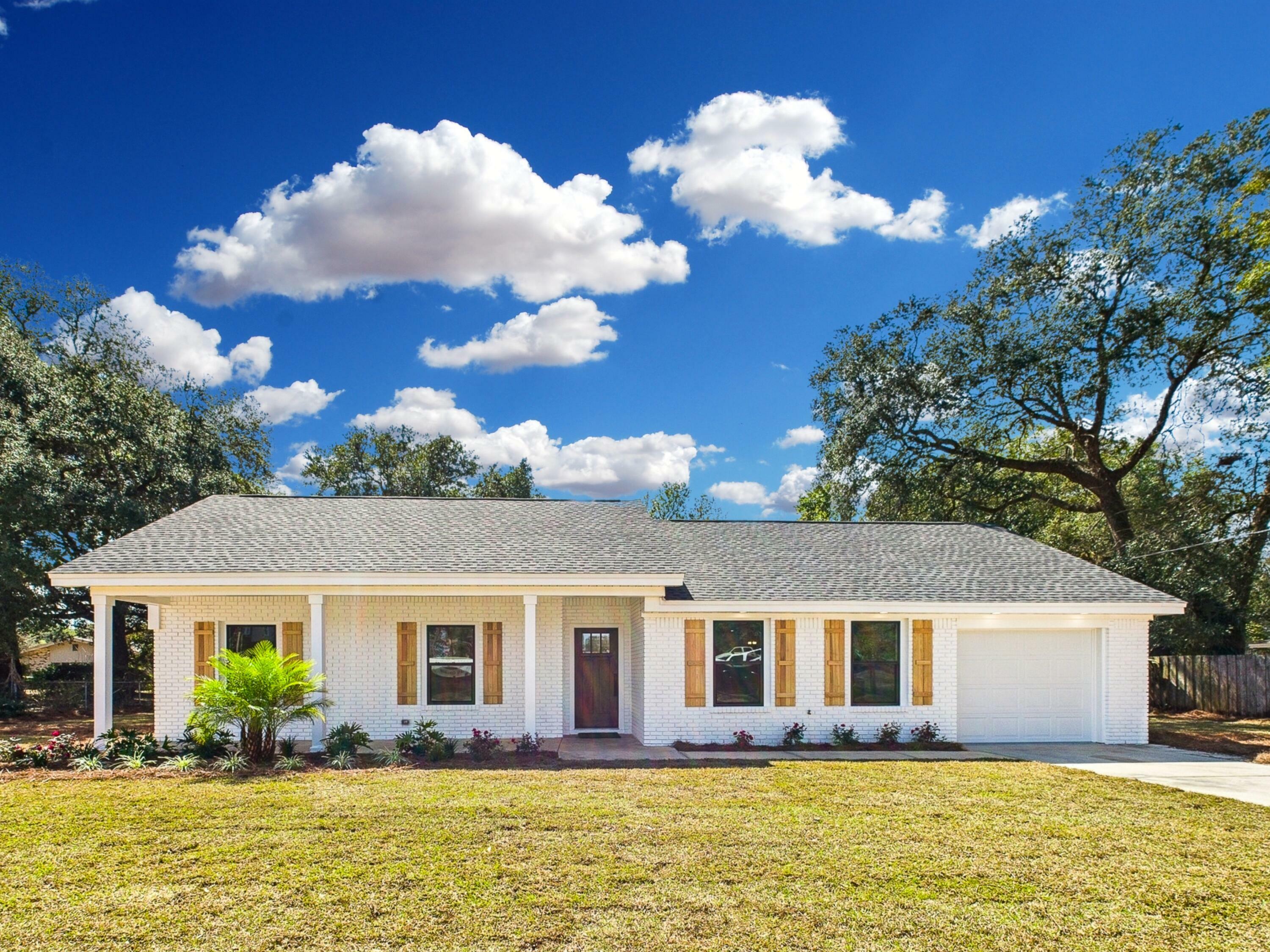 195 College Cove  Niceville FL 32578 photo