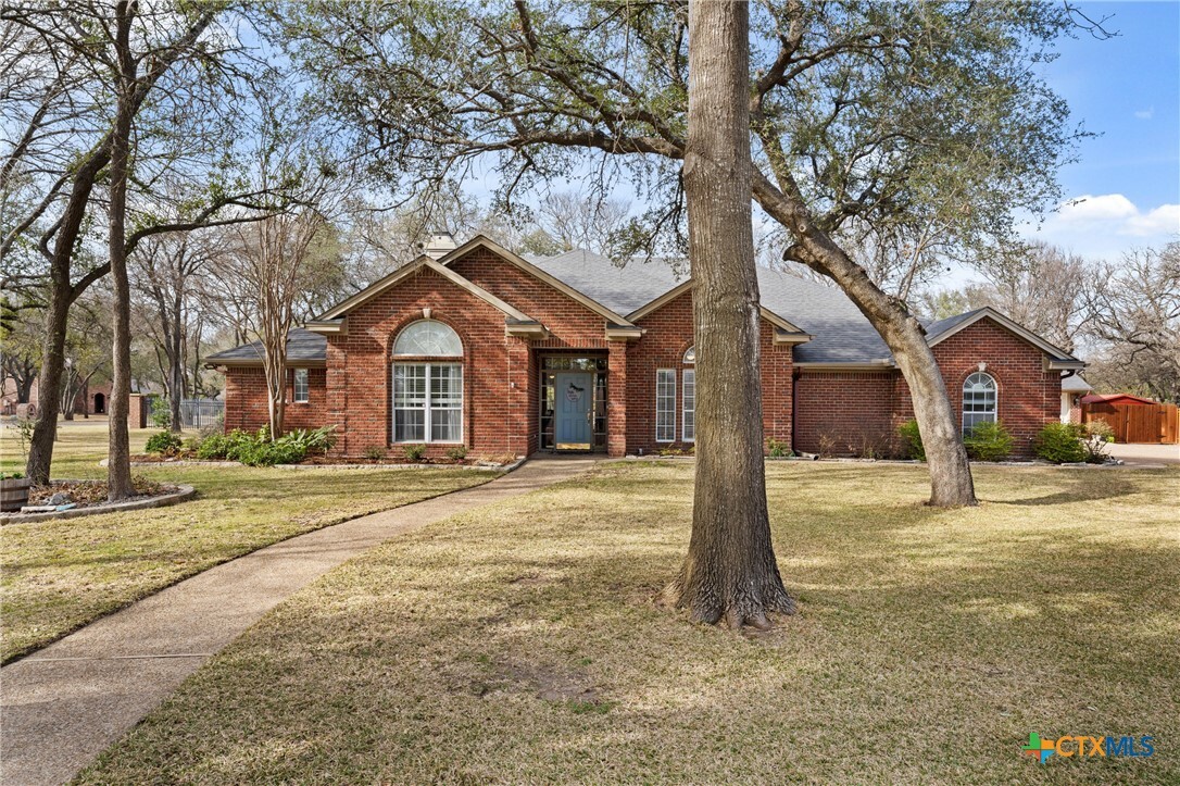 Property Photo: 517 Riverwood Drive TX 76513