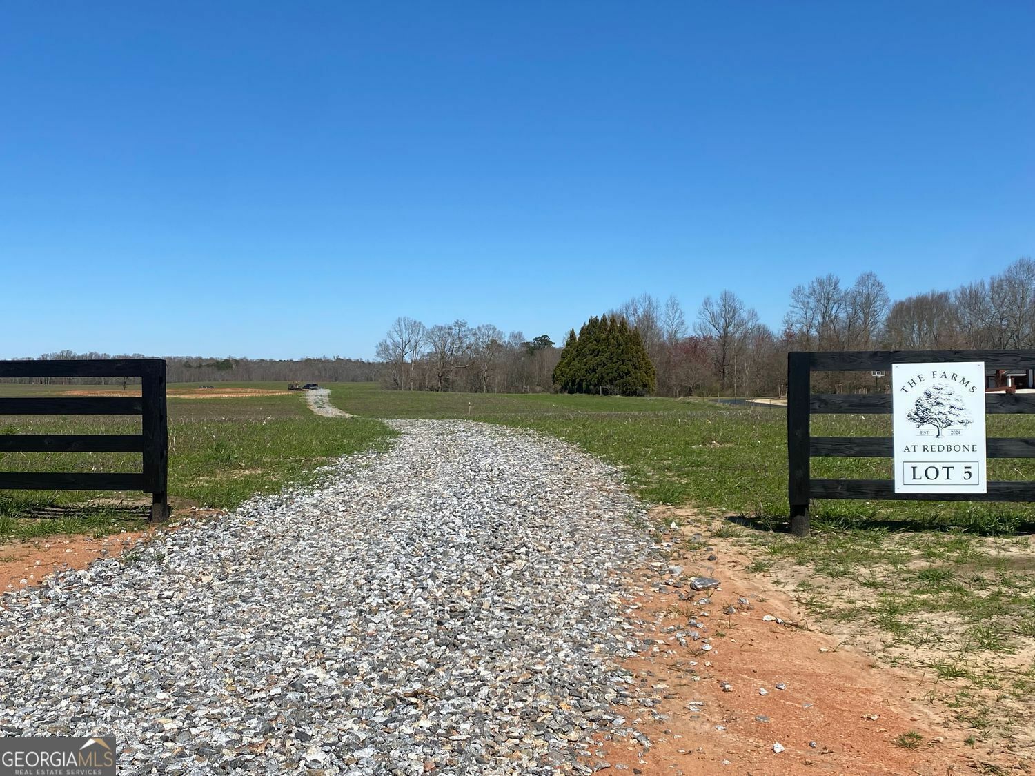 Property Photo: 208 Comm House Road GA 30204