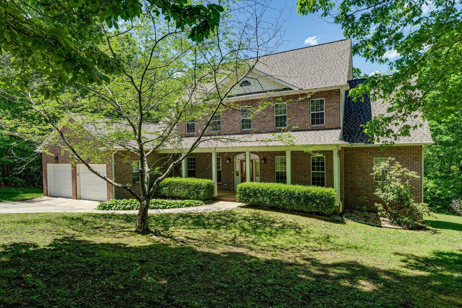 Property Photo:  550 Tanya Drive  TN 37397 