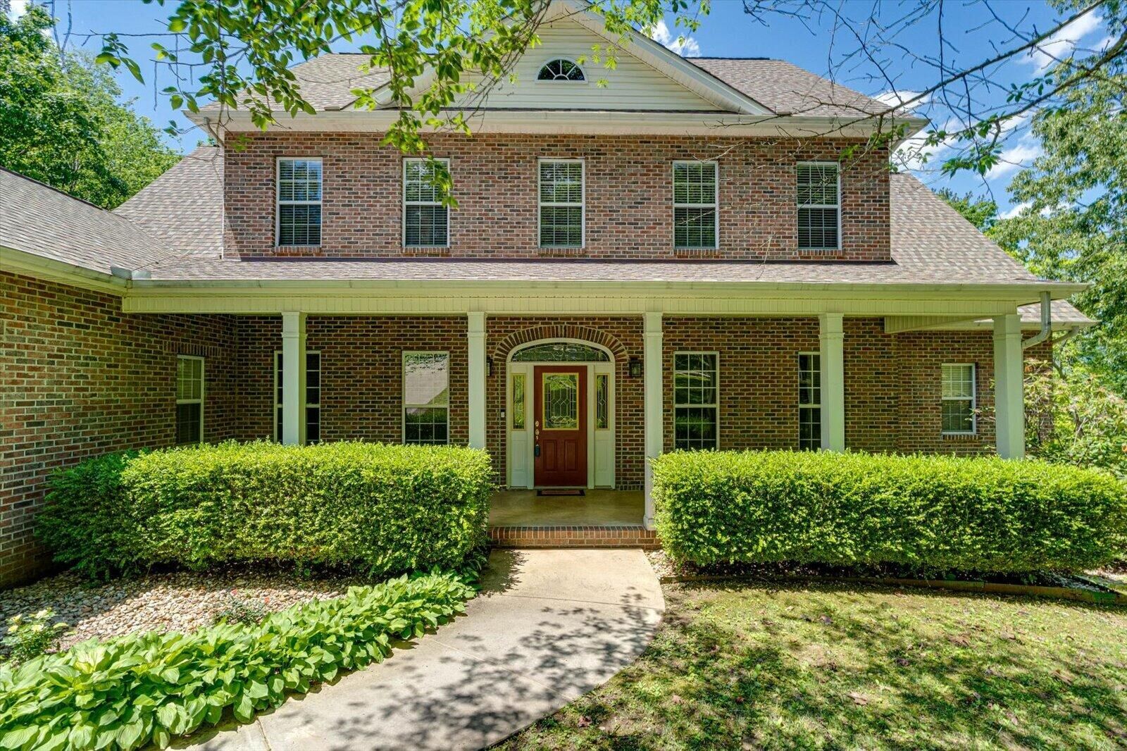 Property Photo:  550 Tanya Drive  TN 37397 