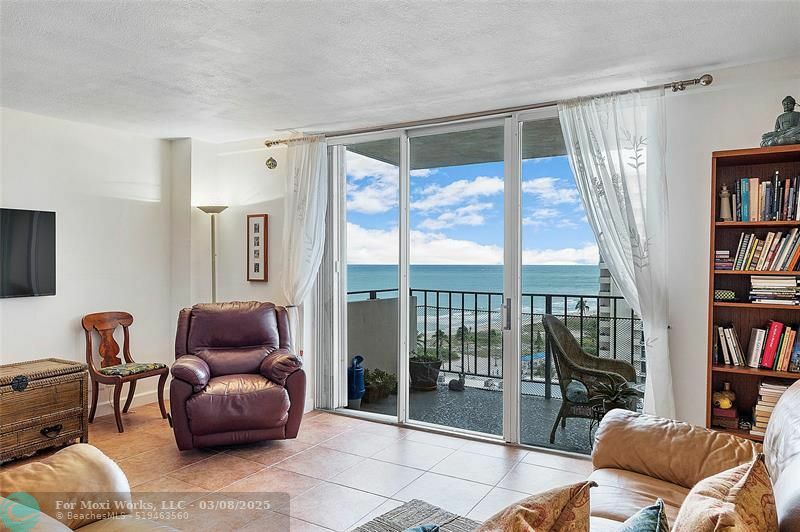 Property Photo: 1900 S Ocean Blvd 10B FL 33062