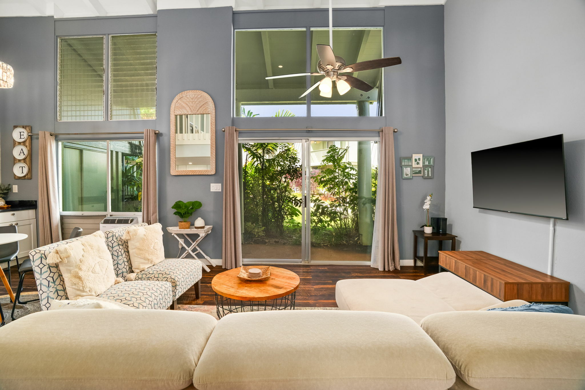 Property Photo: 3880 Wyllie Rd 5B HI 96722