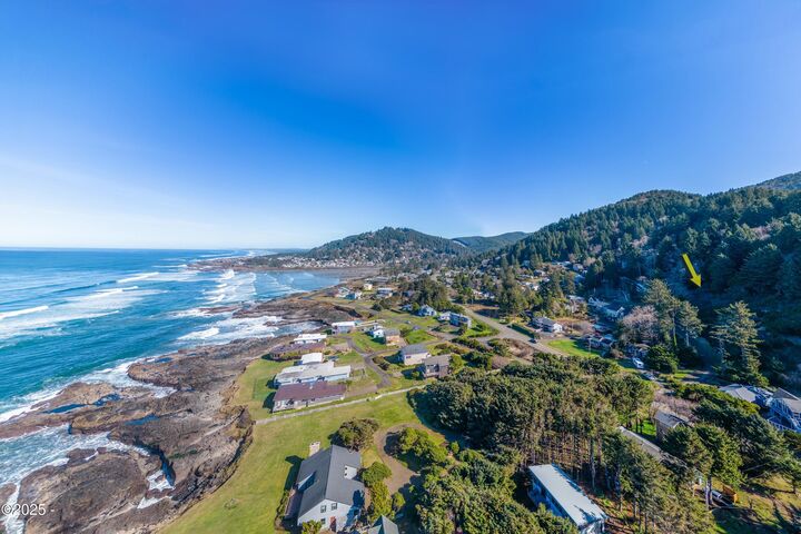 98 Crestview Drive  Yachats OR 97498 photo