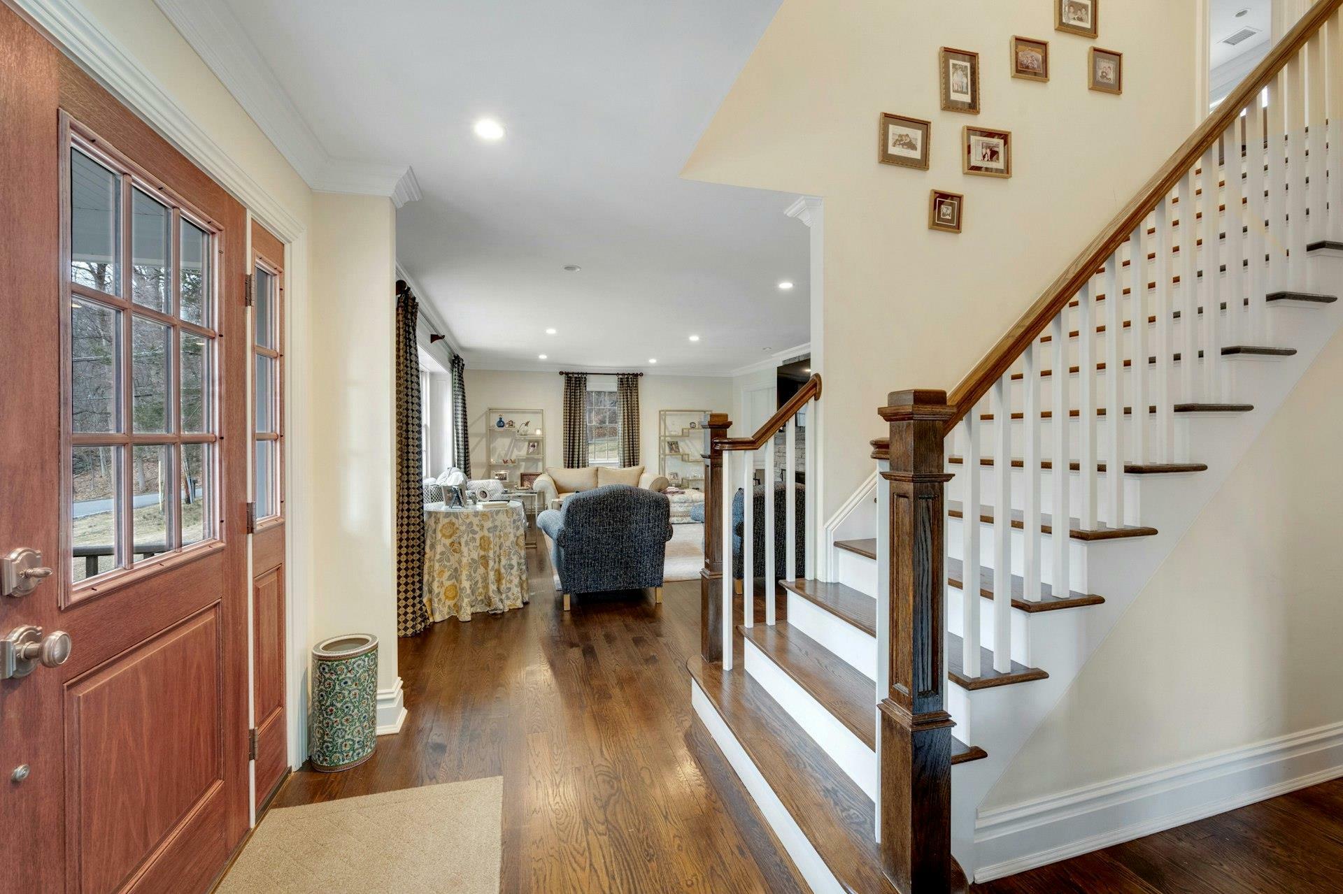 Property Photo:  33 Orchard Drive  NY 10504 