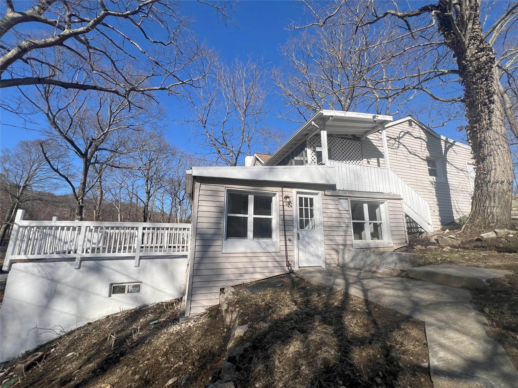 Property Photo:  160 Walnut Road  NY 10537 