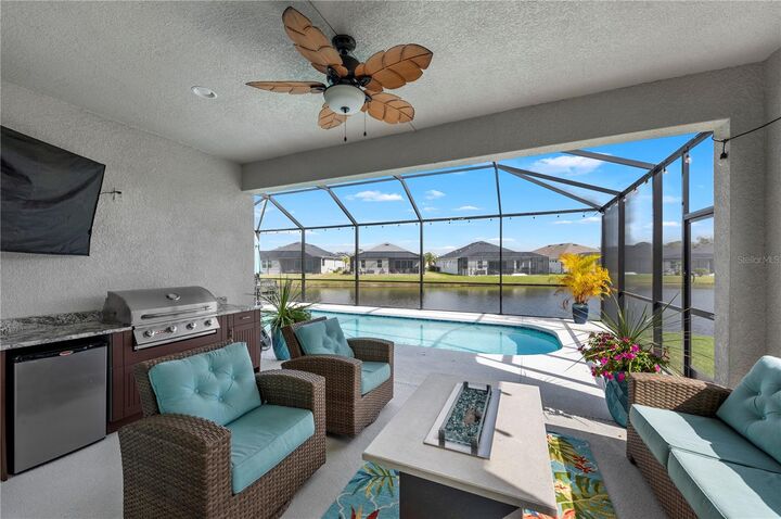 Property Photo: 12726 Rainwashed Loop FL 34219