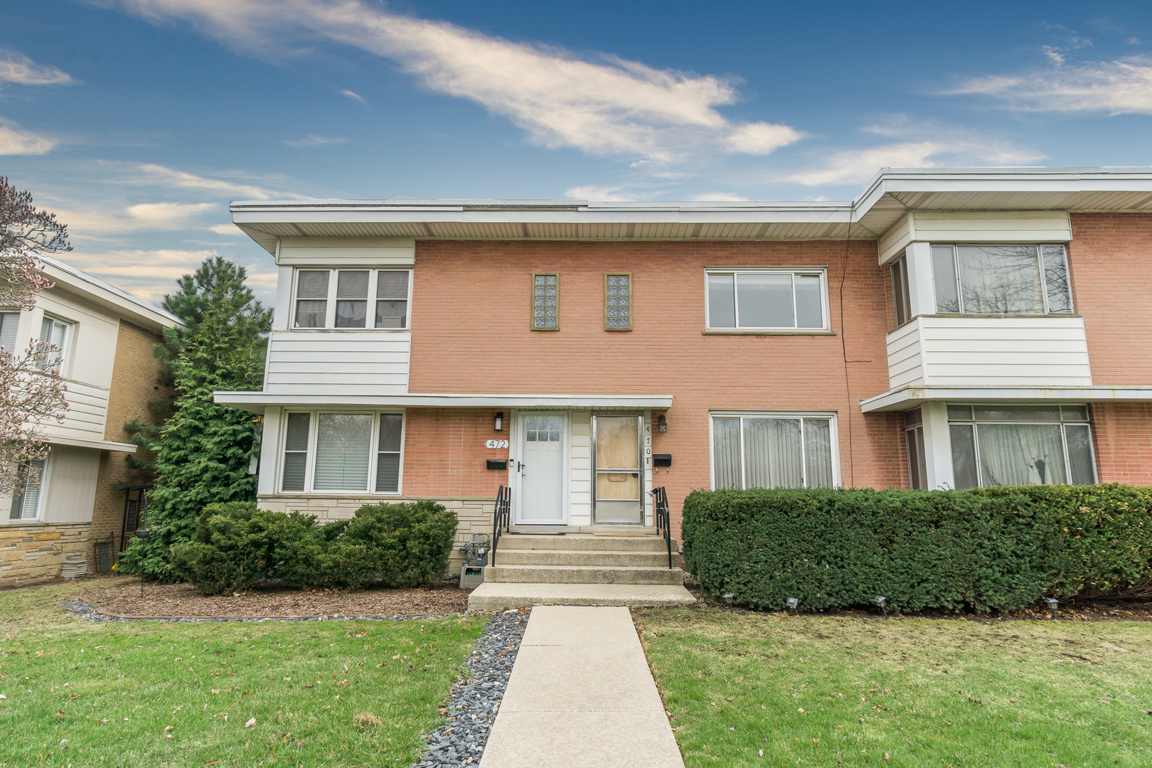 470 E Vallette Street  Elmhurst IL 60126 photo