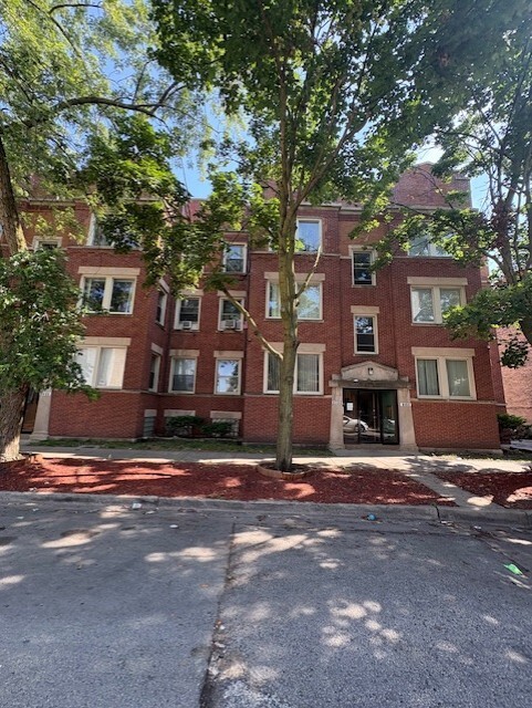 Property Photo:  1519 E 68th Street 1  IL 60637 