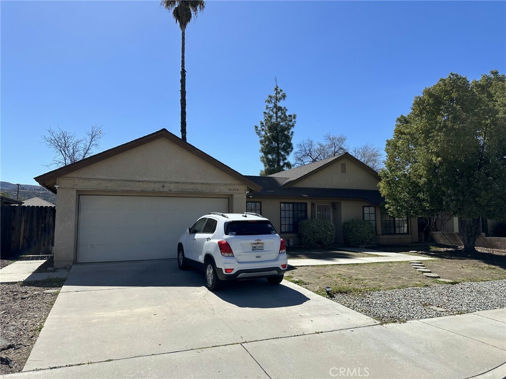 Property Photo:  41379 Shadow Mountain Way  CA 92544 