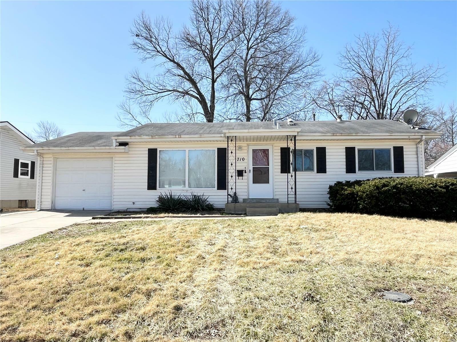 710 Village Square Drive  Hazelwood MO 63042 photo