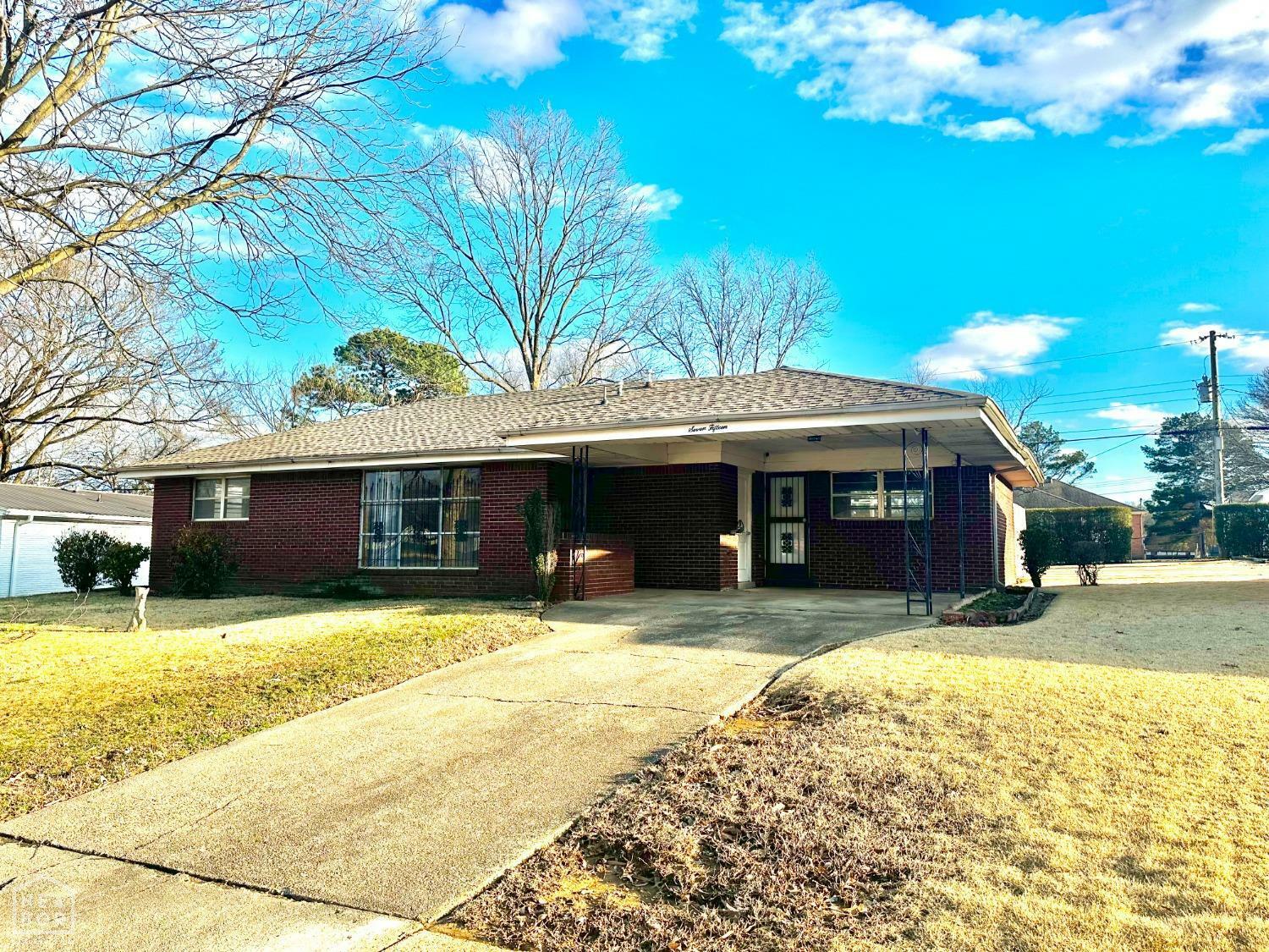 Property Photo:  715 Crest Drive  AR 72401 