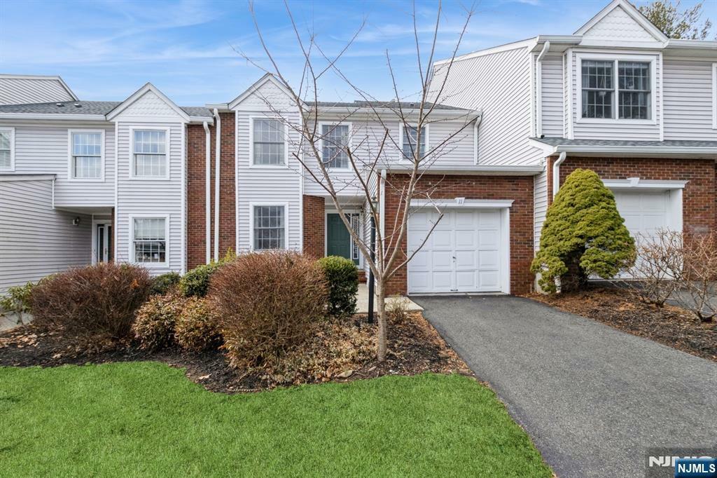 Property Photo:  11 Schindler Court  NJ 07005 