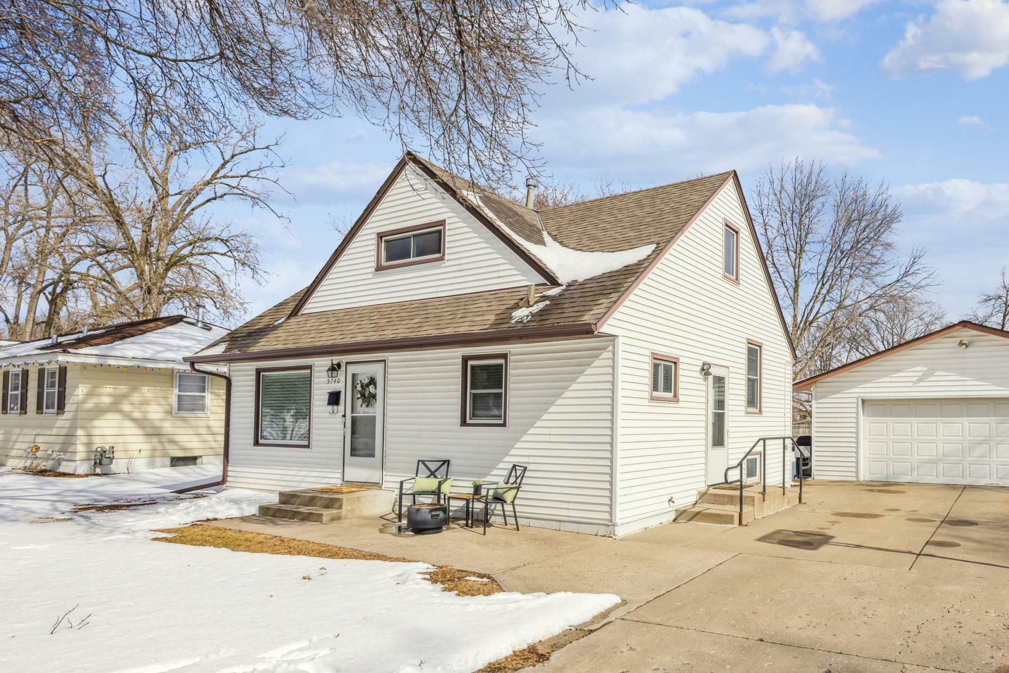 Property Photo:  5740 Perry Avenue N  MN 55429 