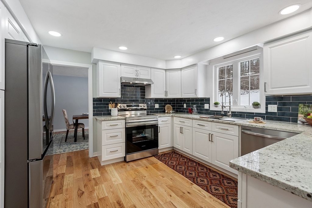 Property Photo:  46 Oakmont Ave  MA 01473 