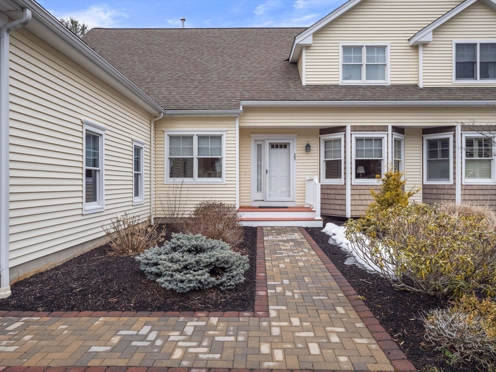 29 Summerland Way 29  Worcester MA 01609 photo