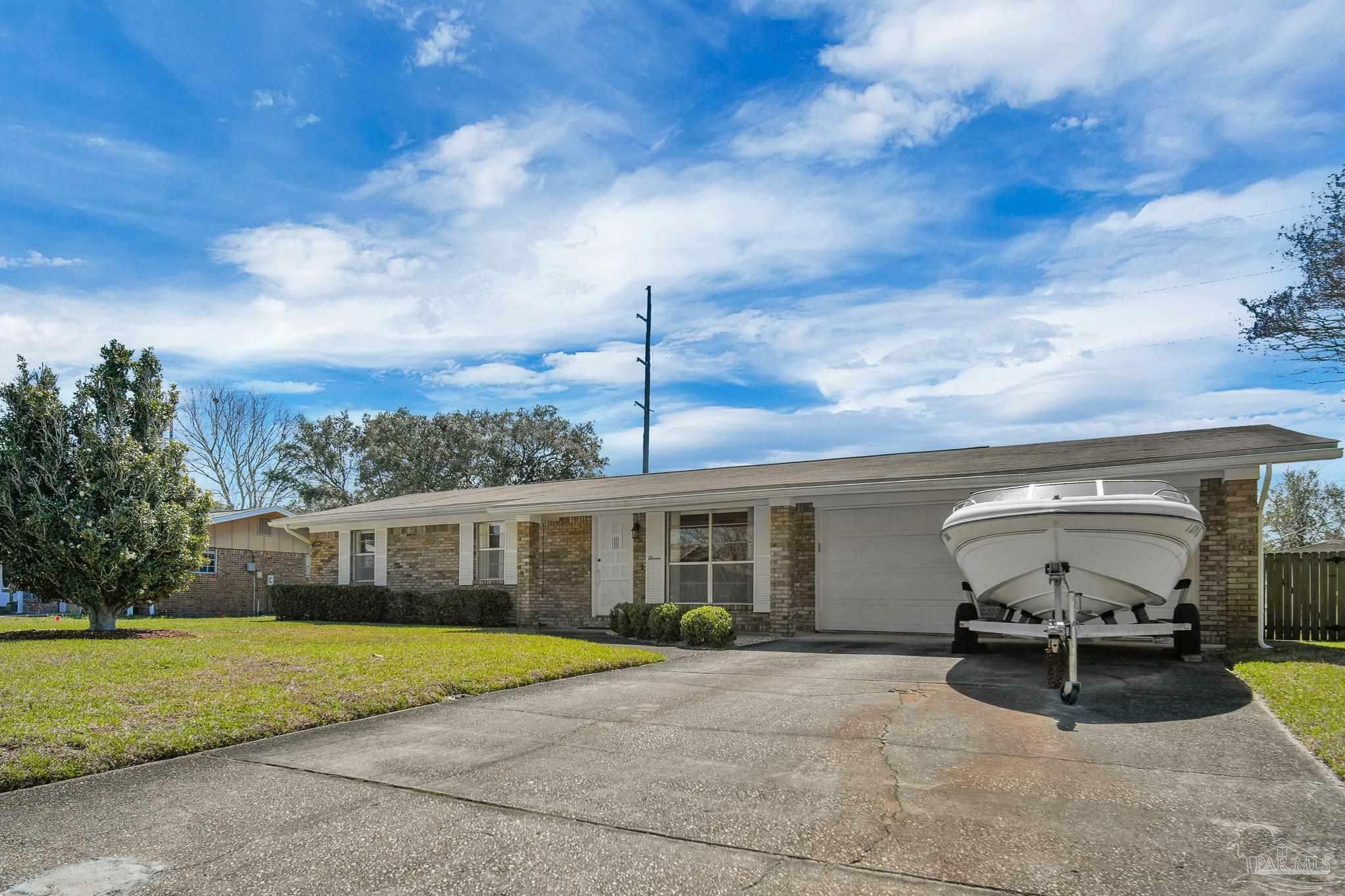 Property Photo:  11 Forest Grove Pl  FL 32548 