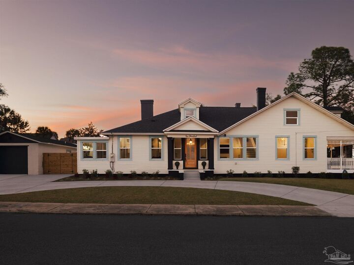 200 W Wright St  Pensacola FL 32501 photo