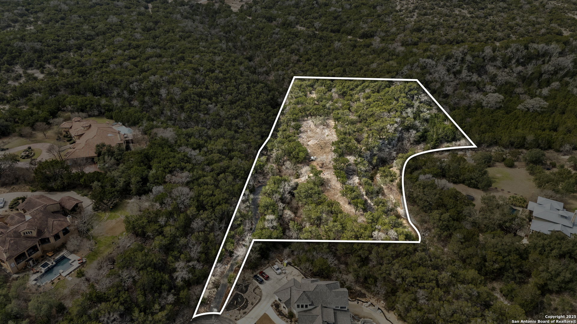 Property Photo: 11235 Paraiso Blf TX 78006