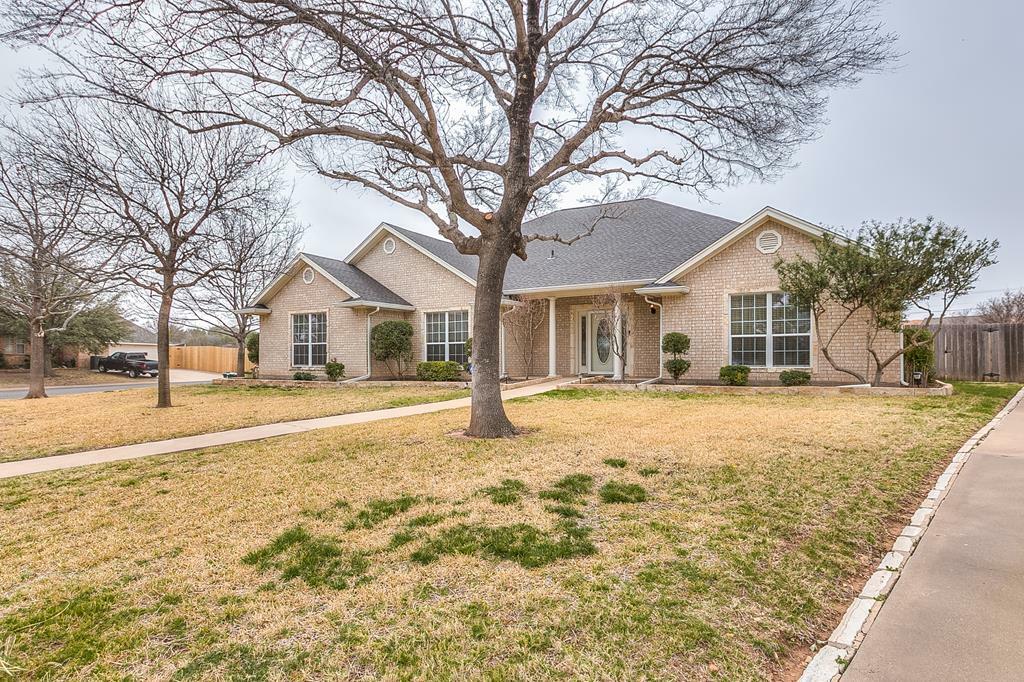 Property Photo: 601 Burlington Rd TX 76901