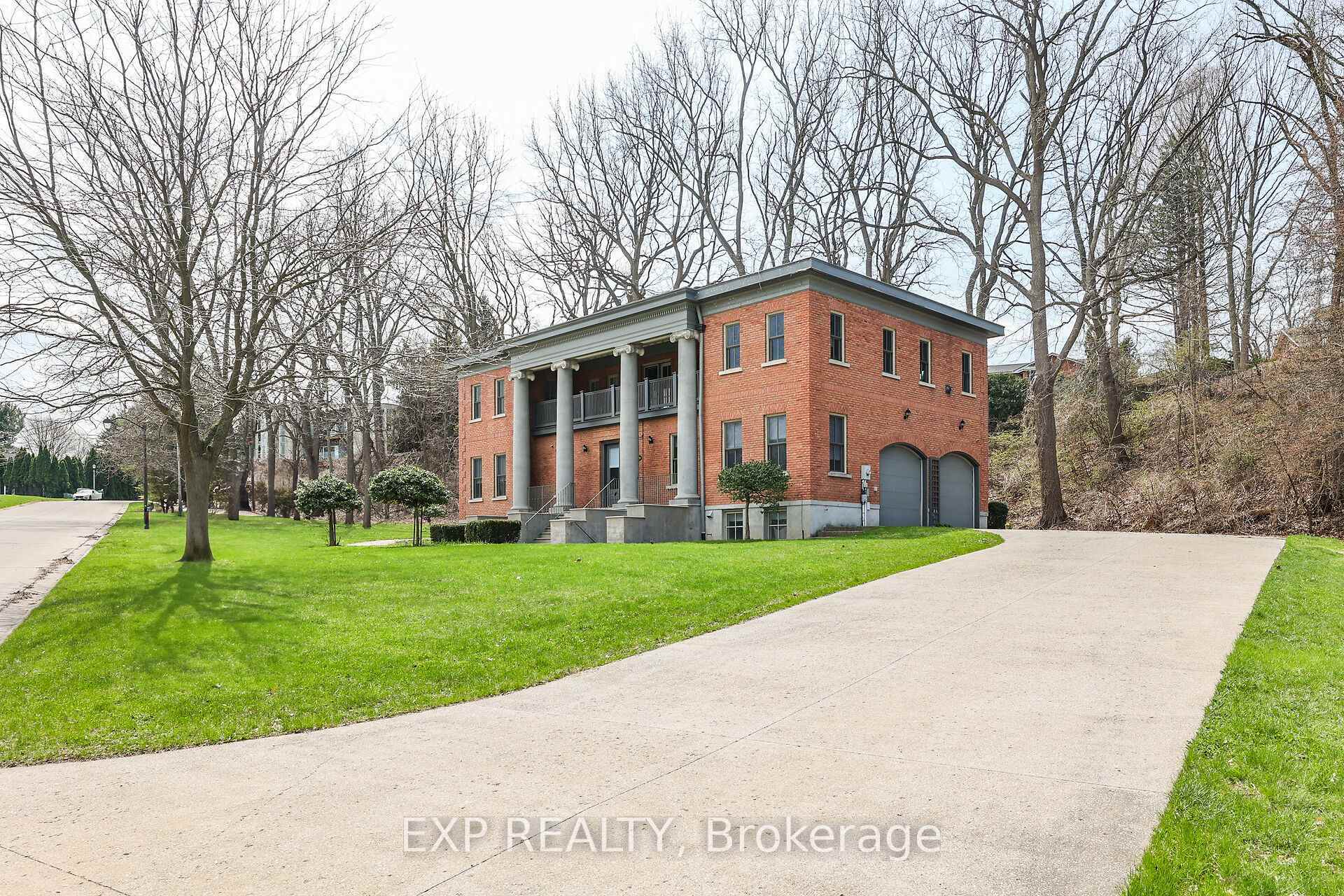 Property Photo: 6638 Calaguiro Drive ON L2J 4L6