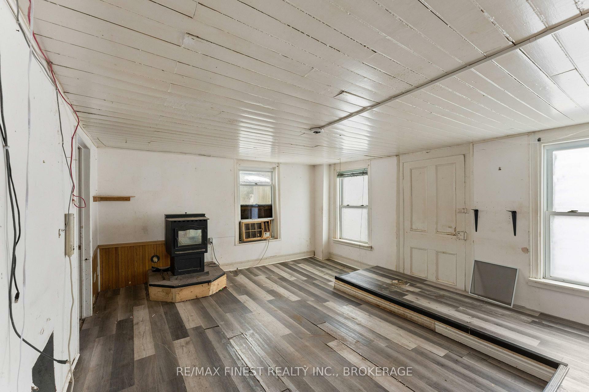 Photo de la propriété:  2894 County Rd 6 N/A  ON K0K 3N0 