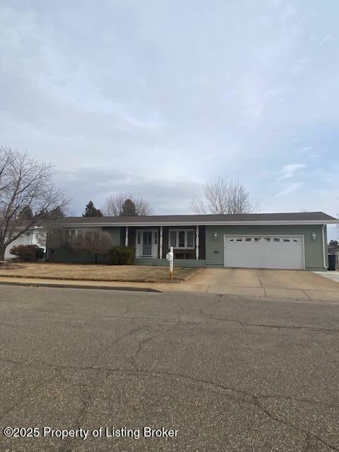 Property Photo: 924 12th Avenue W ND 58601
