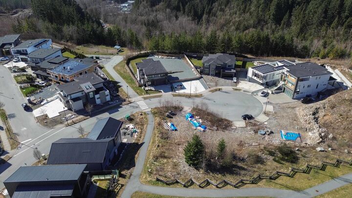 Property Photo:  2917 Snowberry Place  BC V8B 1B3 