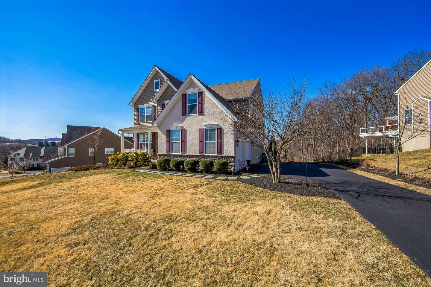 Property Photo:  216 Ironstone Lane  PA 19520 