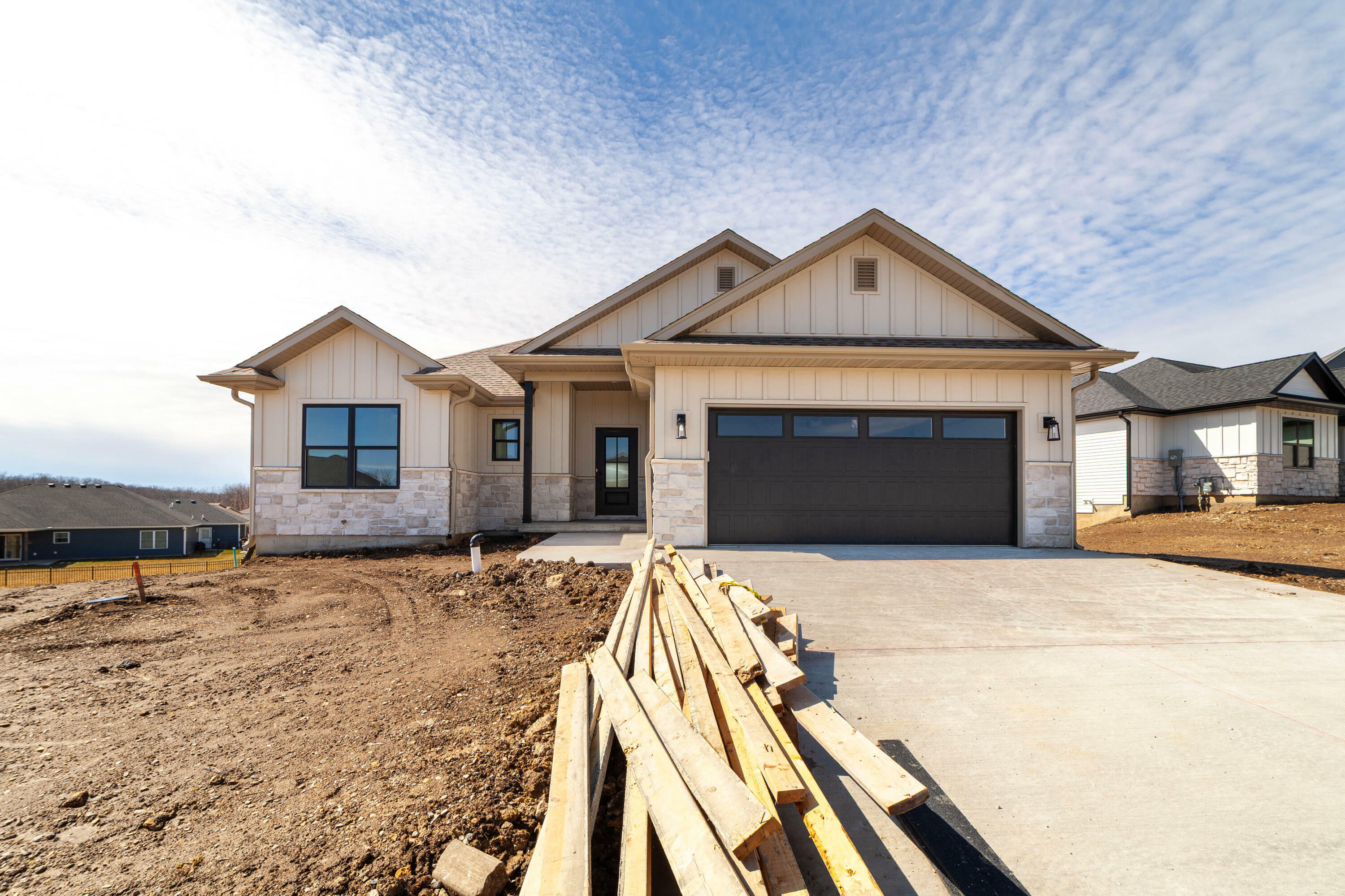 Property Photo: 1805 Random Ridge MO 65201