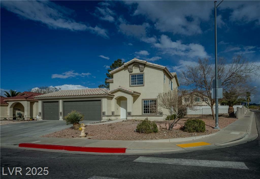 Property Photo: 172 Cloudcrest Drive NV 89015